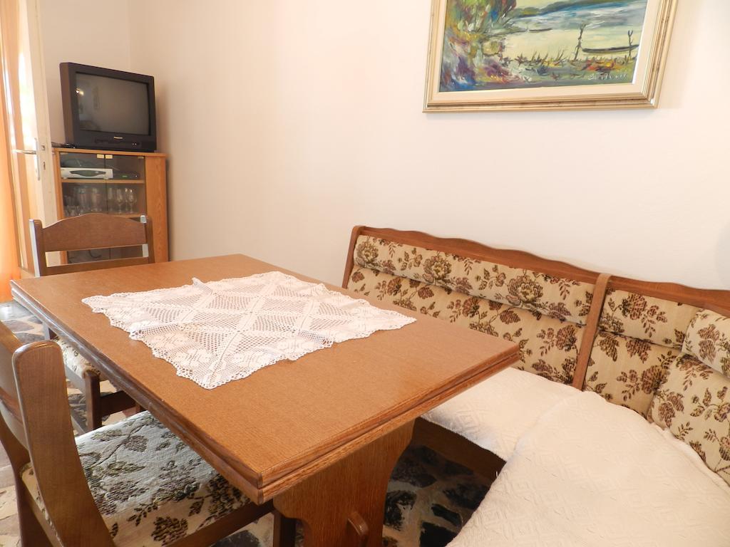 Apartment Mihalj Jadrija-Ground Floor Habitación foto